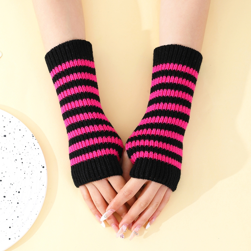 Korte, gestreepte, vingerloze  - Fingerless Glove Knit recensie en prijs