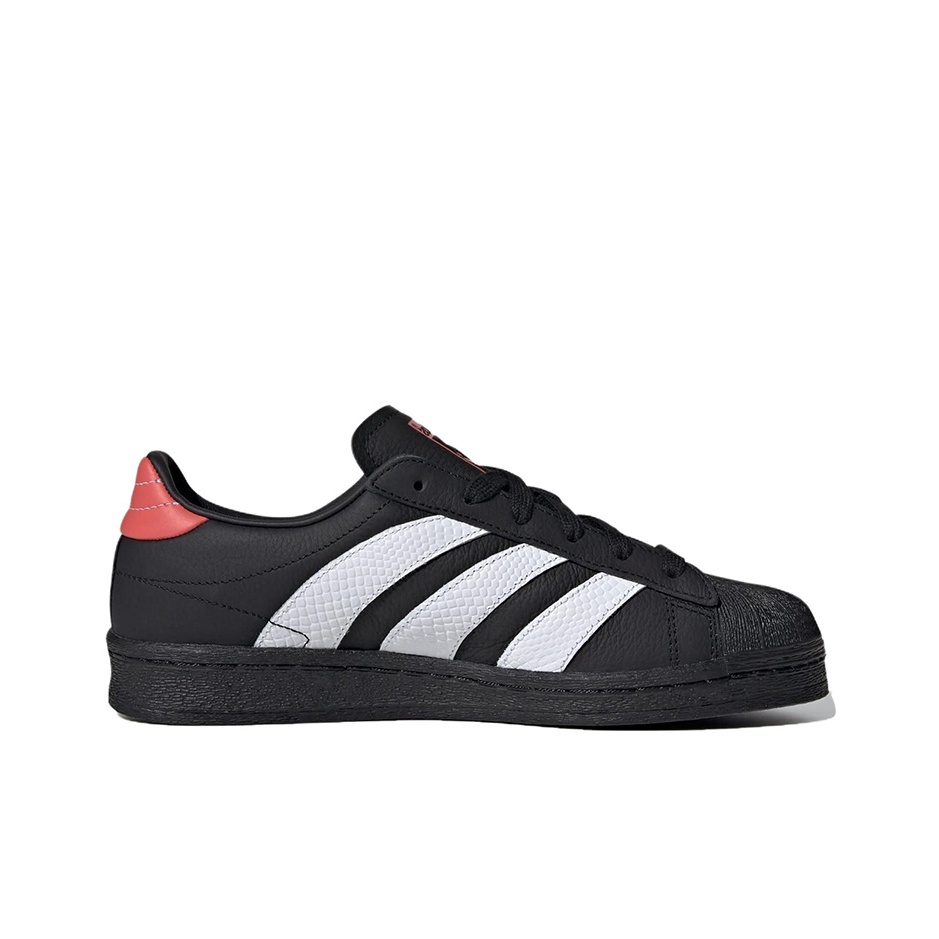 Adidas Originals Superstar 82  - Adidas Shoes Superstar recensie en prijs